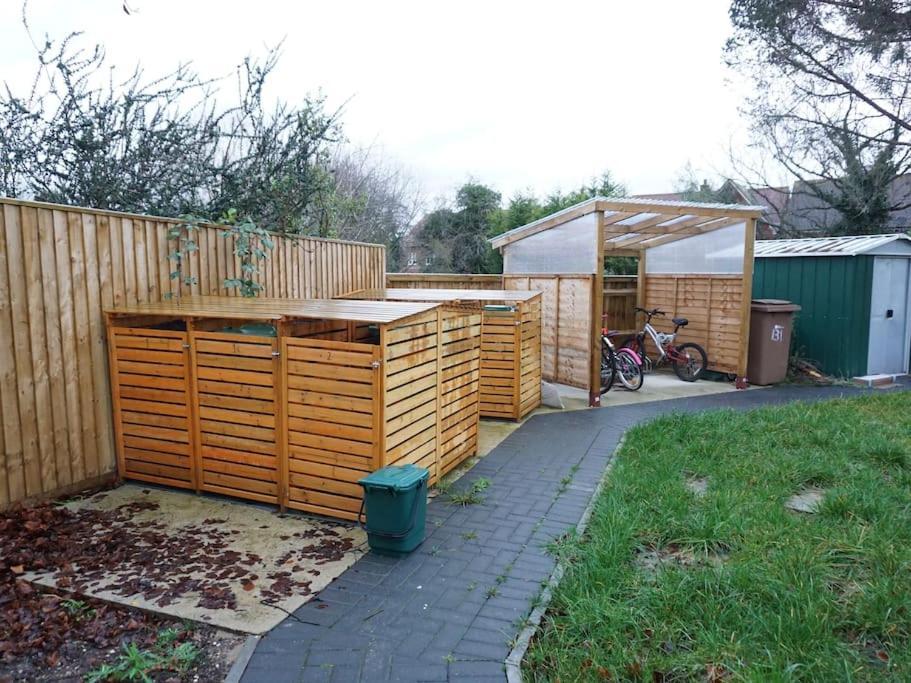 Apartamento Horizon House, Stunning 2-bedroom Flat 1, Parking, Netflix, Oxford