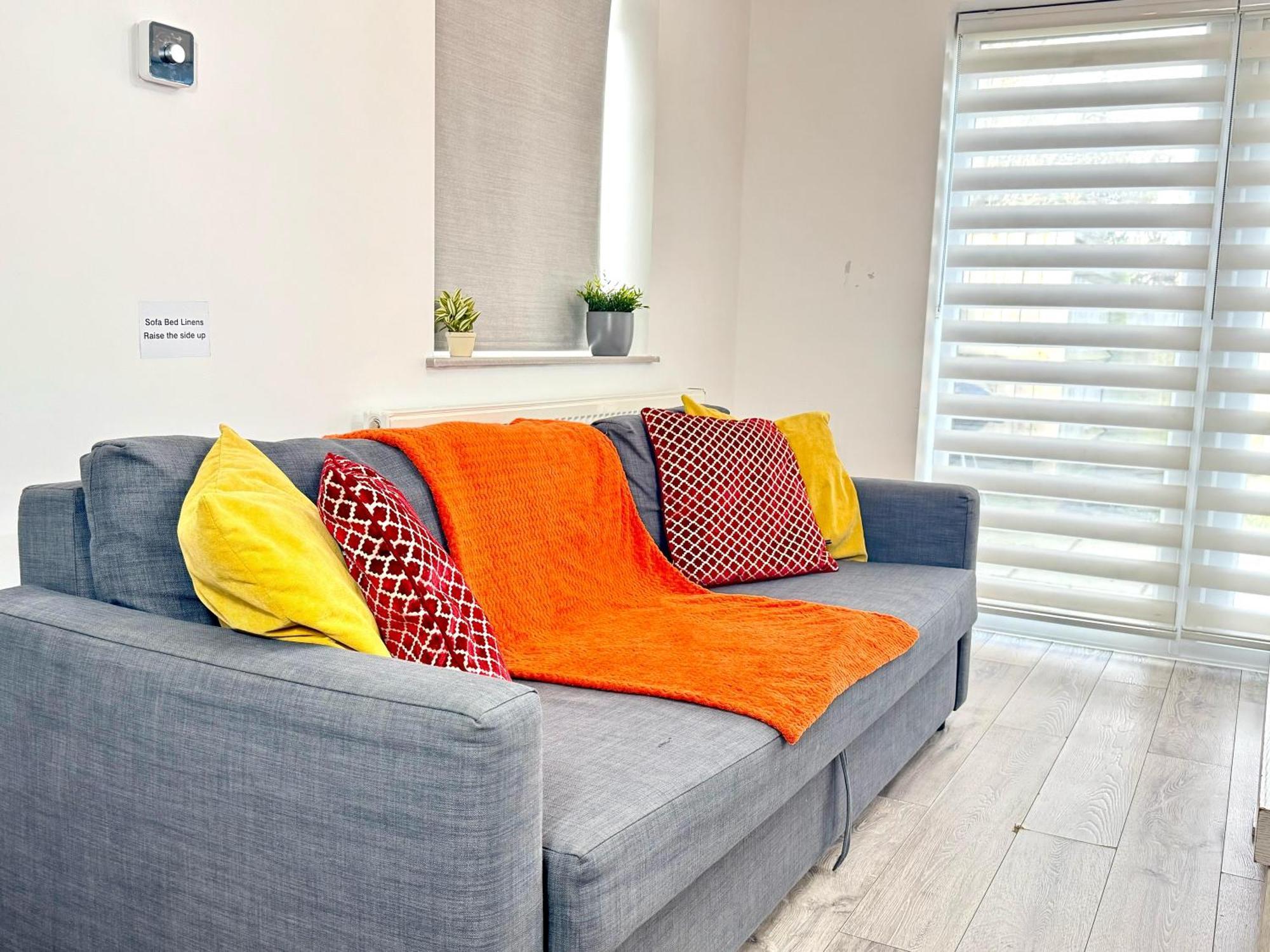 Horizon House, Stunning 2-bedroom Flat 1, Parking, Netflix, Apartamento *
